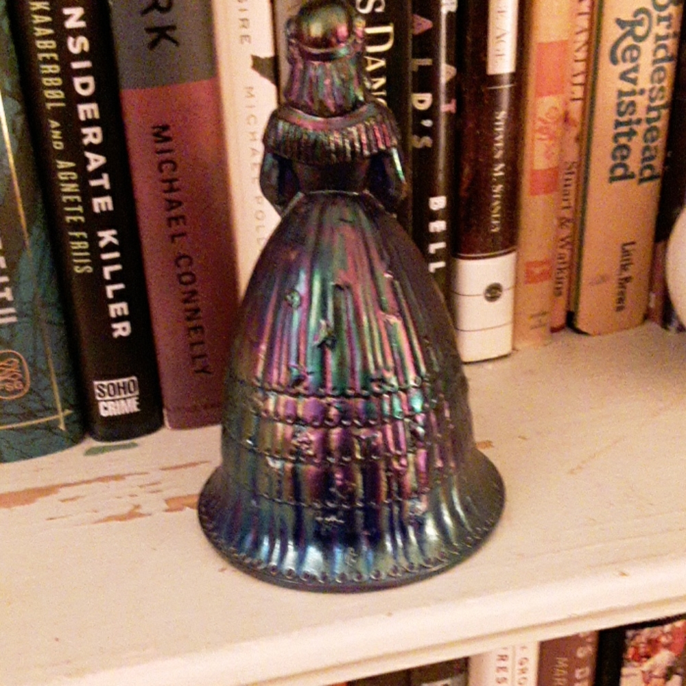 2 antique lady bells - Picture 5 of 7